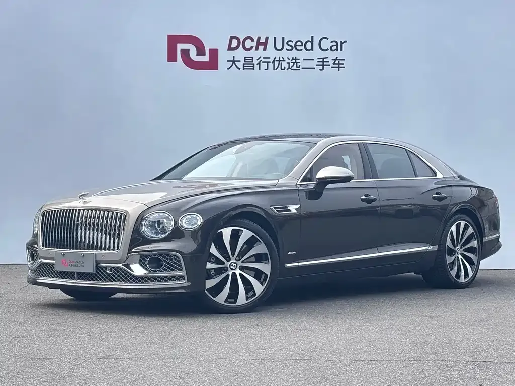 Bentley Flying Spur — фото 1