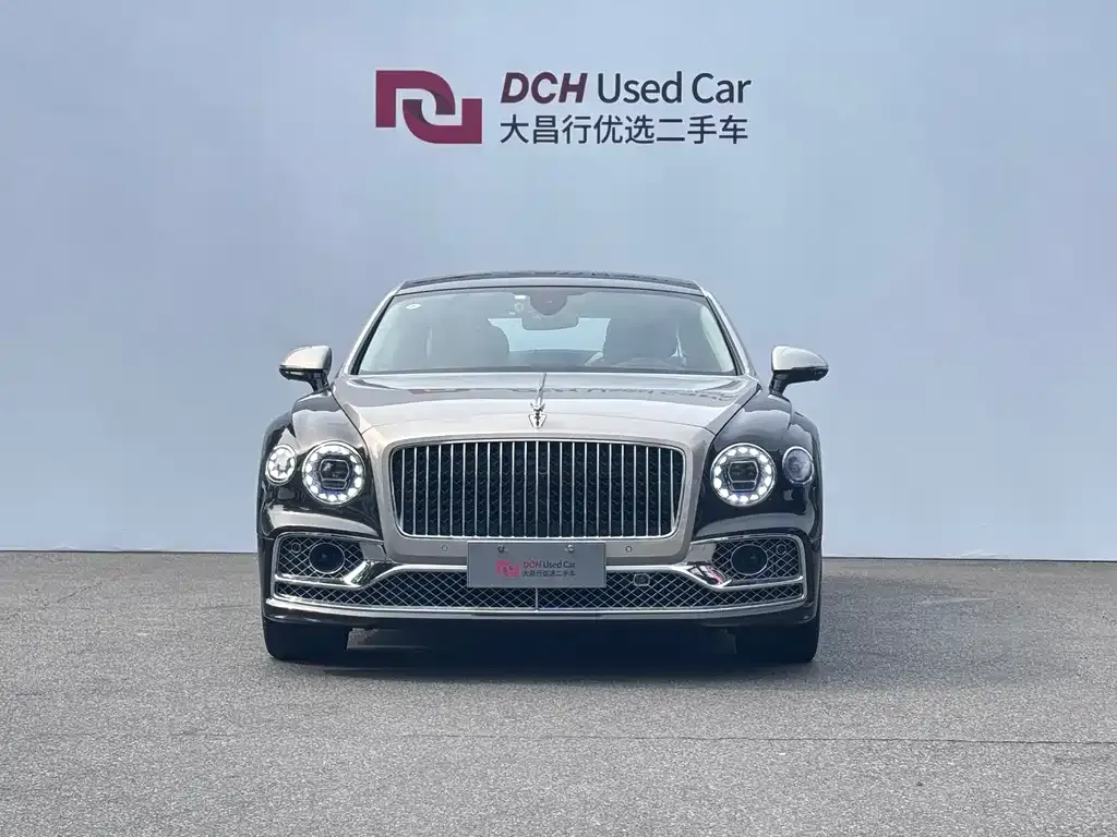 Bentley Flying Spur — фото 6
