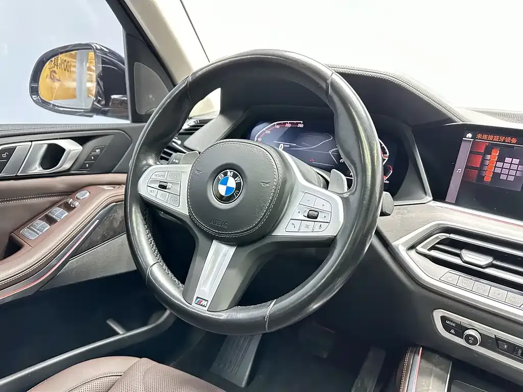 BMW X5 — фото 9
