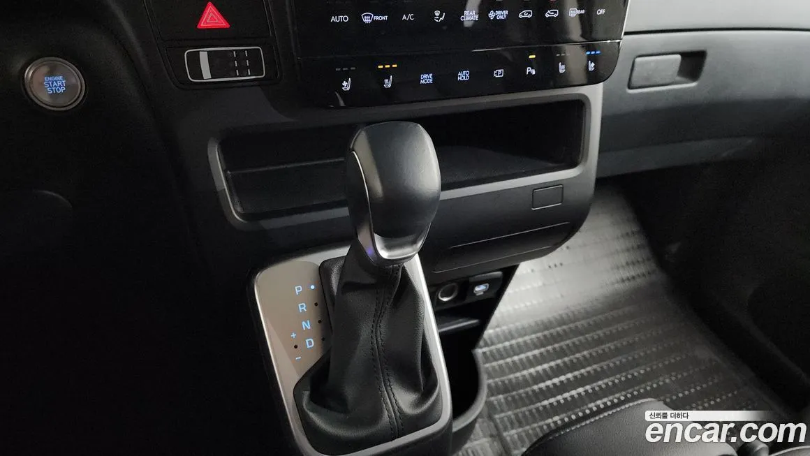Hyundai Staria — фото 4