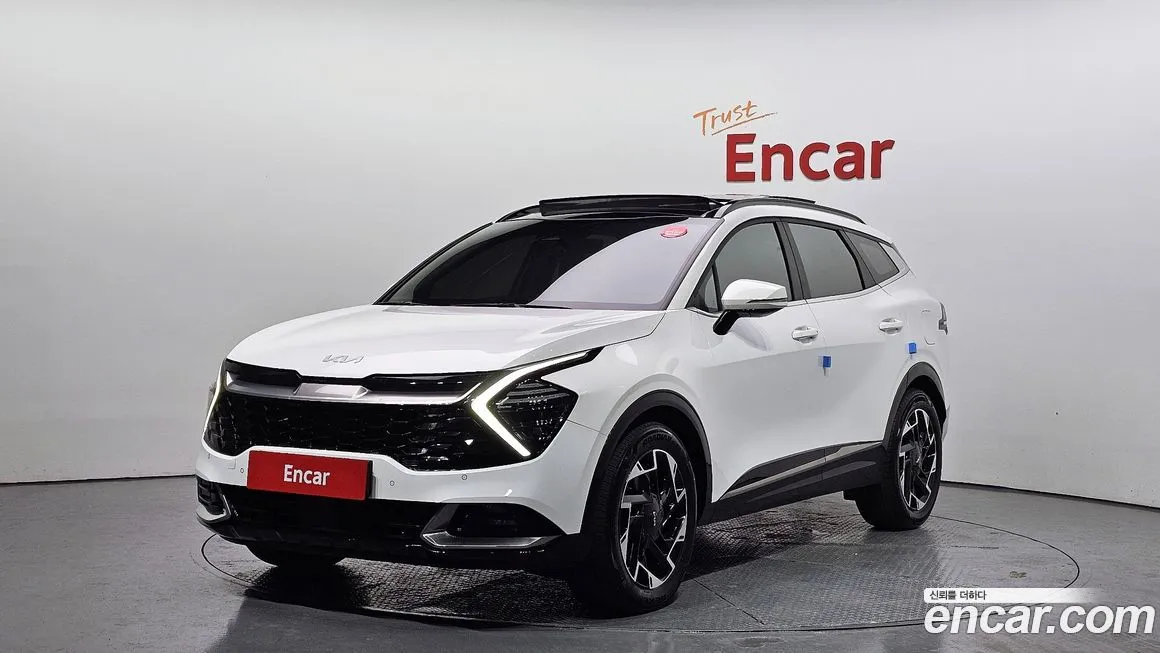 Kia Sportage — фото 1