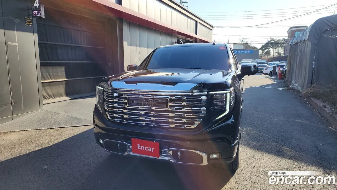 GMC Sierra — фото 3
