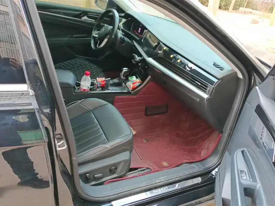 Volkswagen Passat — фото 8