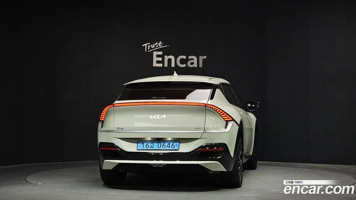 Kia EV6 — фото 3