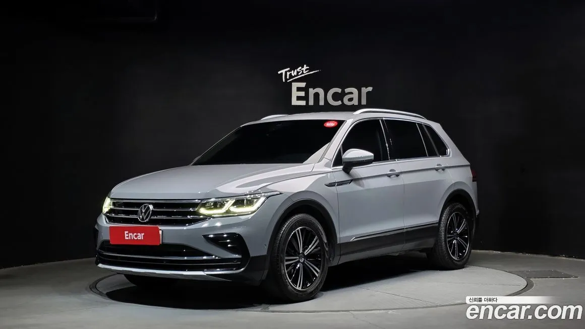 Volkswagen Tiguan — фото 1