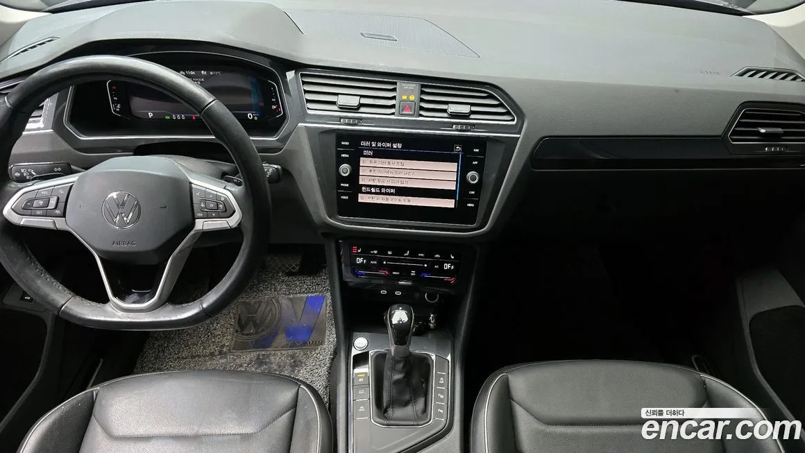 Volkswagen Tiguan — фото 7
