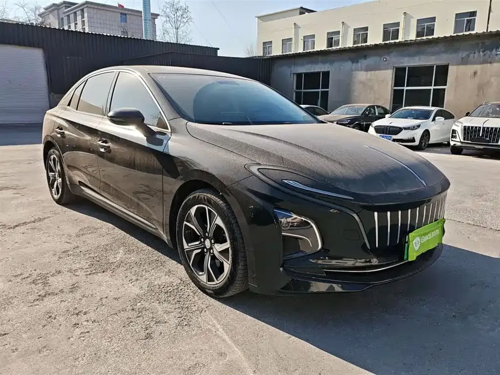 Hongqi E-QM5 — фото 4