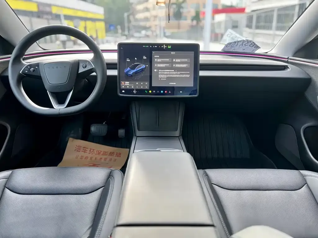 Tesla Model 3 — фото 4
