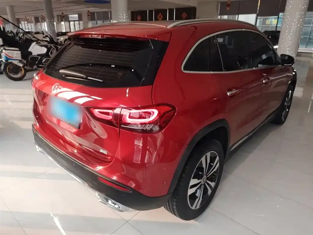Mercedes-Benz GLA — фото 7