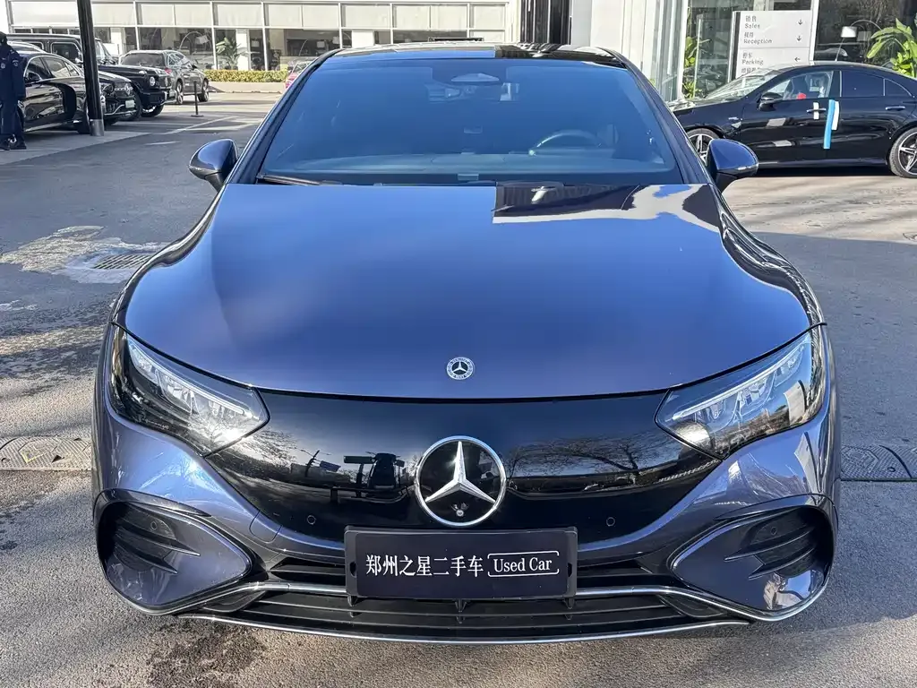 Mercedes-Benz EQE — фото 2