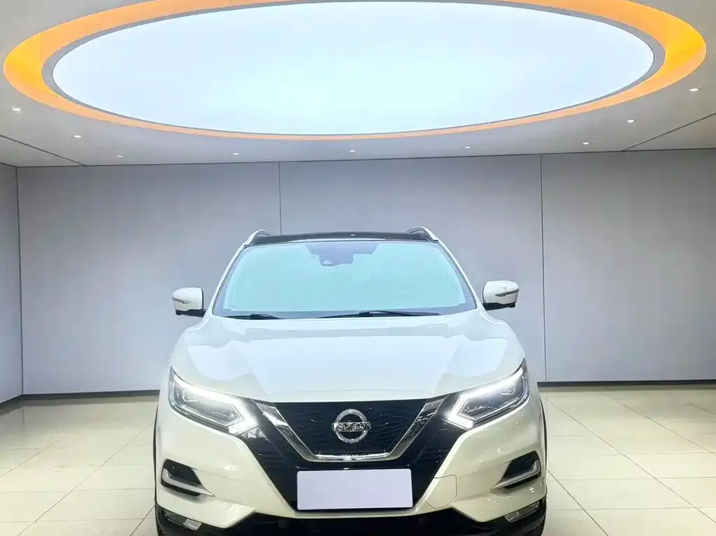 Nissan Qashqai — фото 6