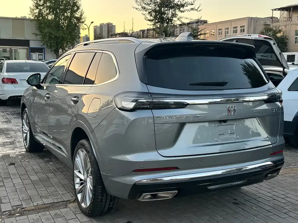Buick Envision Plus — фото 10