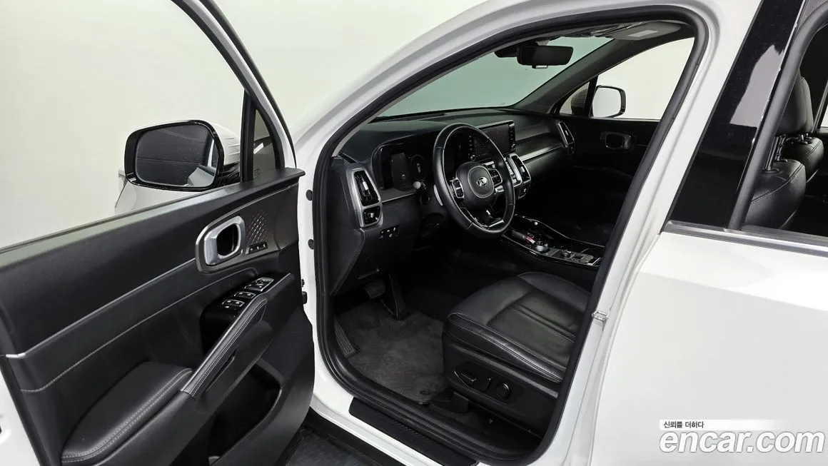 Kia Sorento — фото 10
