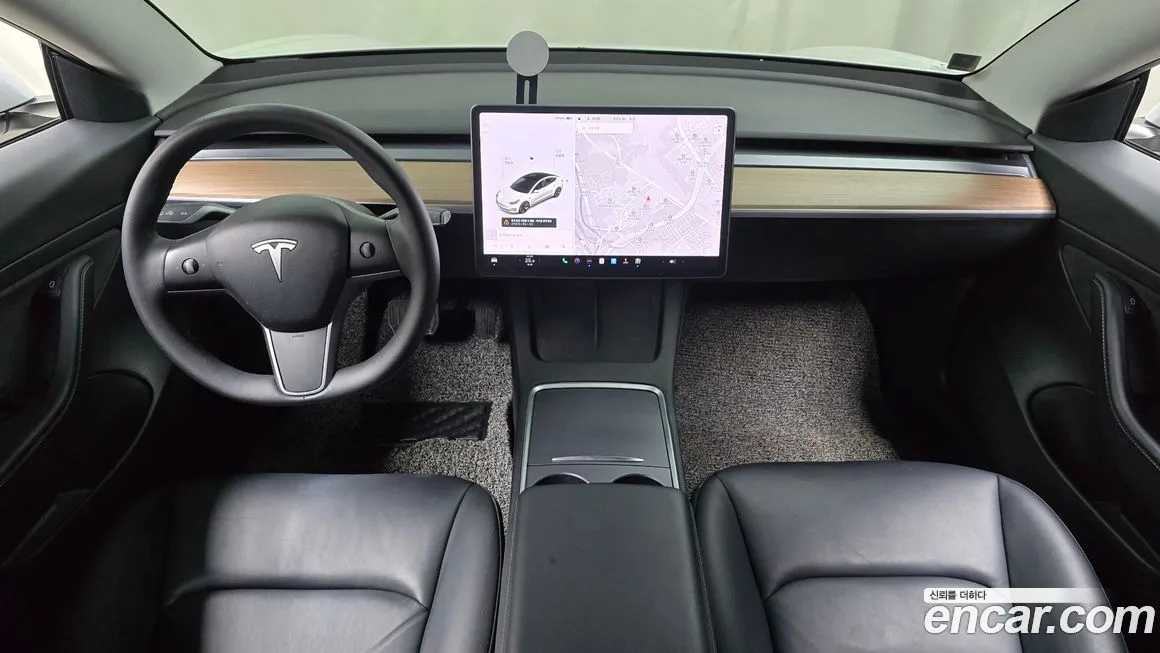Tesla Model 3 — фото 7
