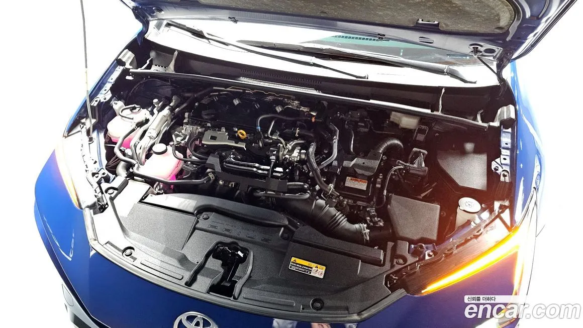 Toyota Prius — фото 4