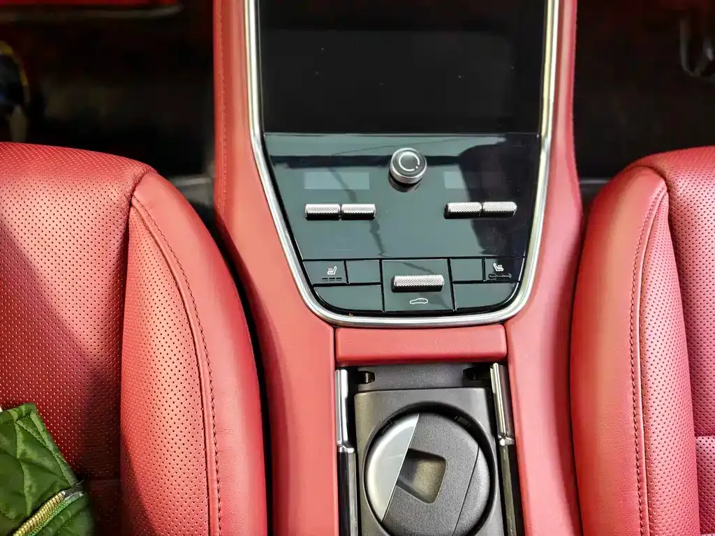 Porsche Panamera Hybrid — фото 9