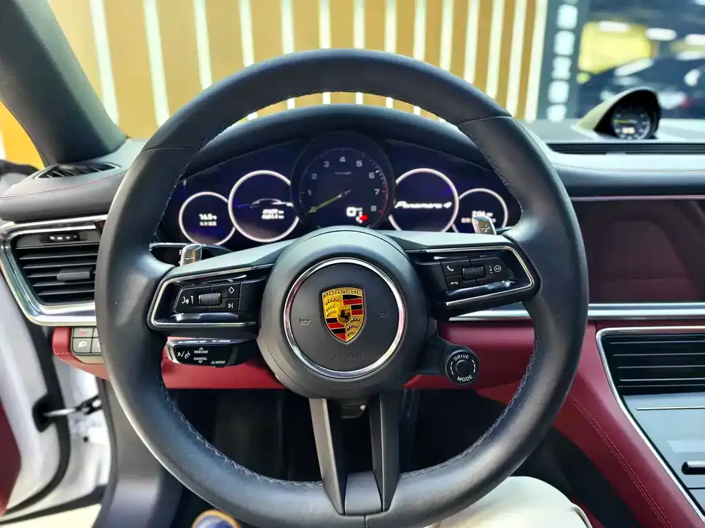 Porsche Panamera Hybrid — фото 6