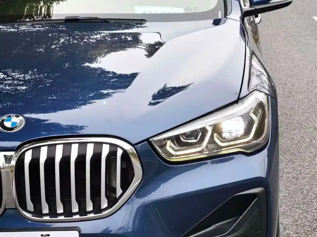 BMW X1 — фото 9