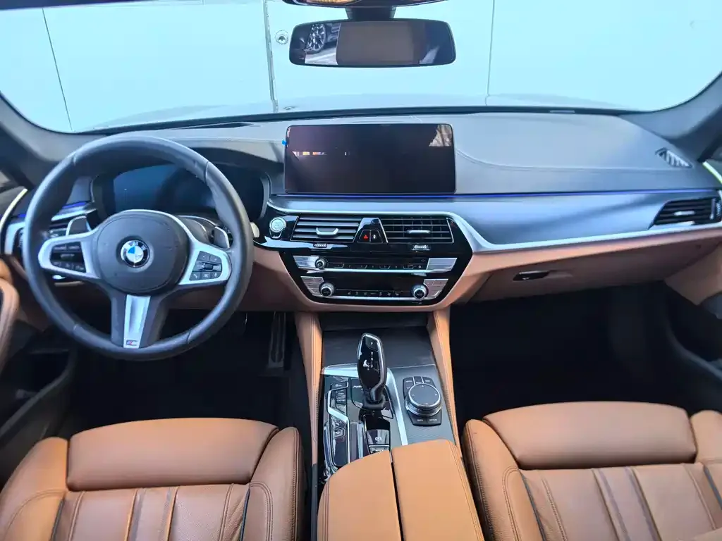 BMW 5 Series (Import) — фото 3