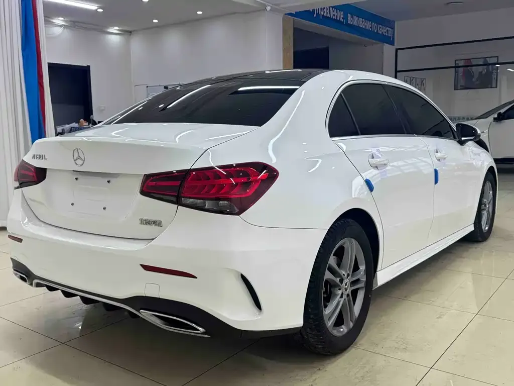 Mercedes-Benz A-Class — фото 10