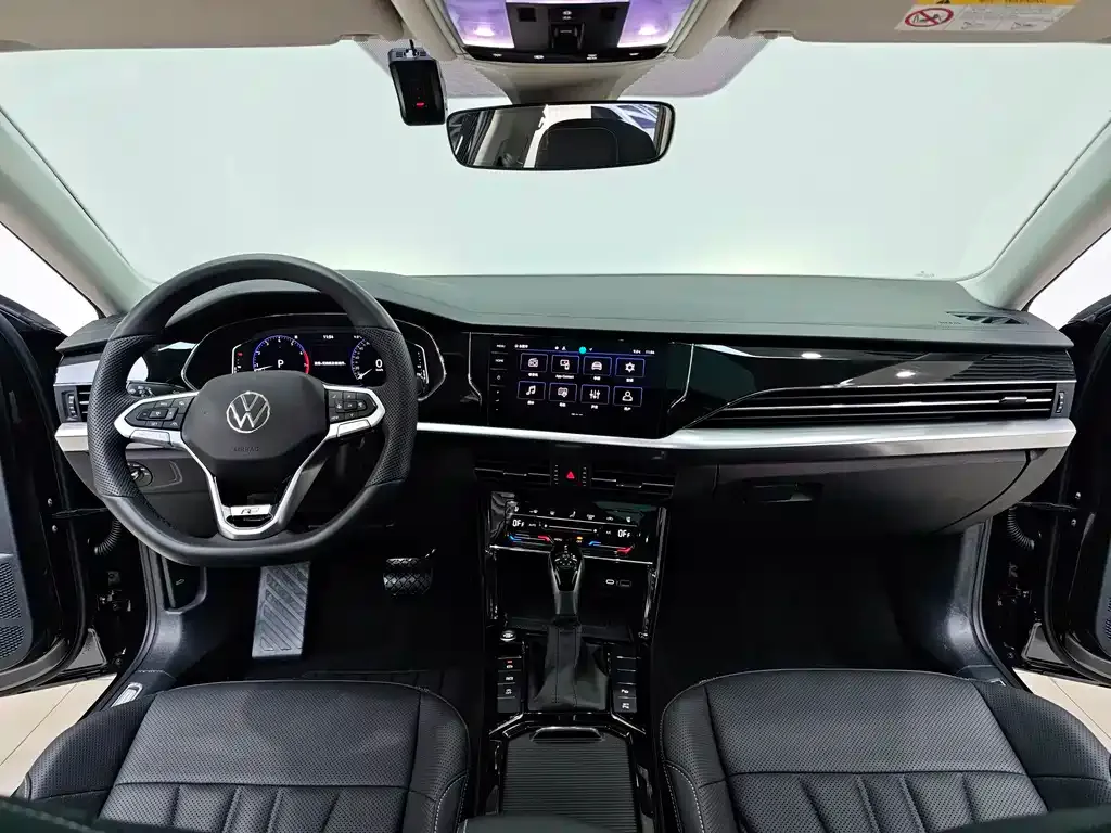 Volkswagen Passat — фото 3