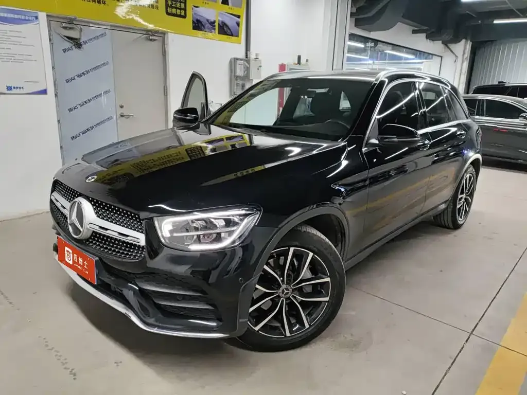 Mercedes-Benz GLC — фото 1