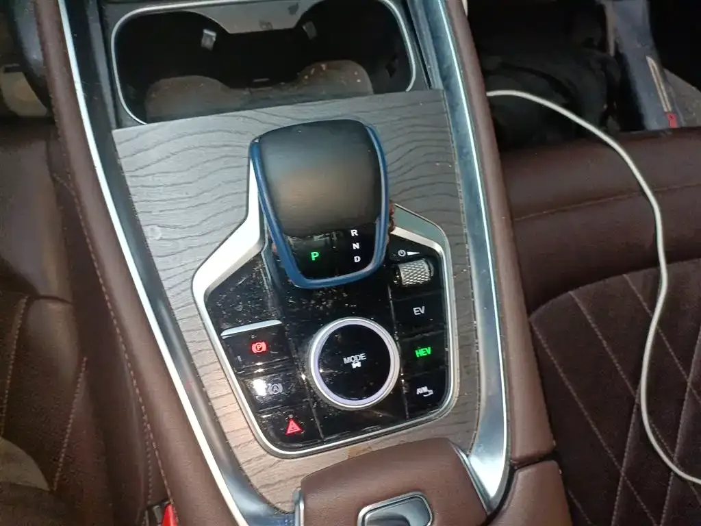 Chery Tiggo 8 PRO NEV — фото 8