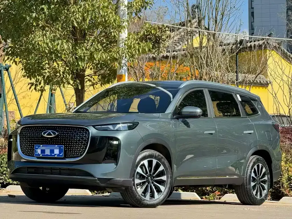 Chery Tiggo 8 PLUS — фото 1