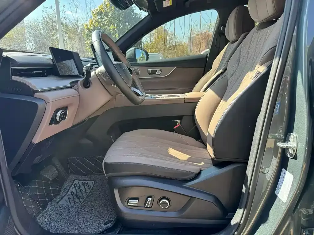 Chery Tiggo 8 PLUS — фото 7