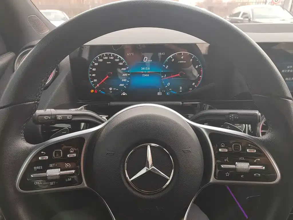 Mercedes-Benz GLA — фото 7