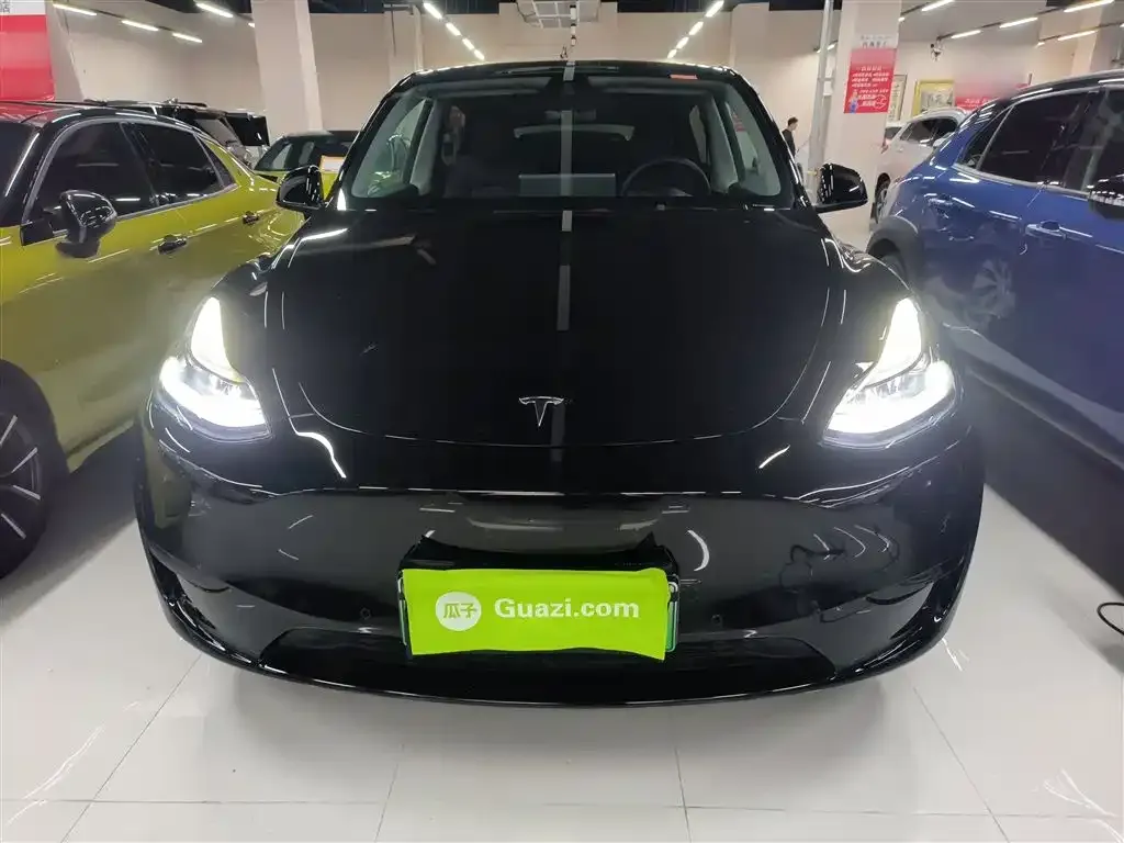 Tesla Model Y — фото 4