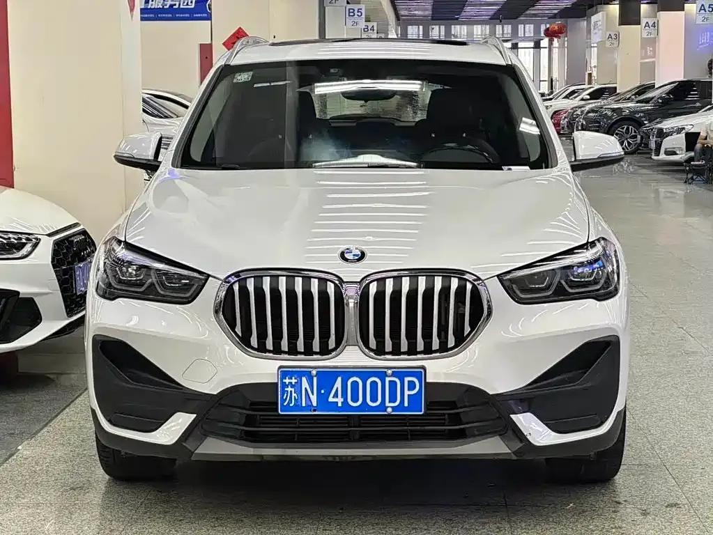 BMW X1 — фото 2