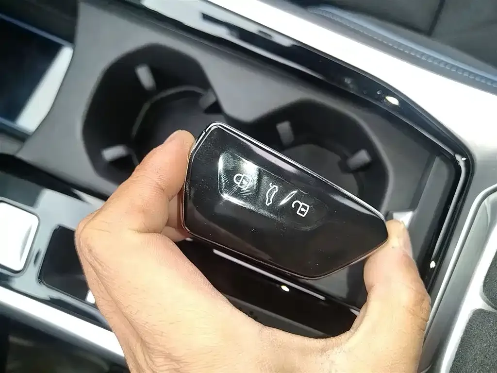 Volkswagen Passat — фото 5