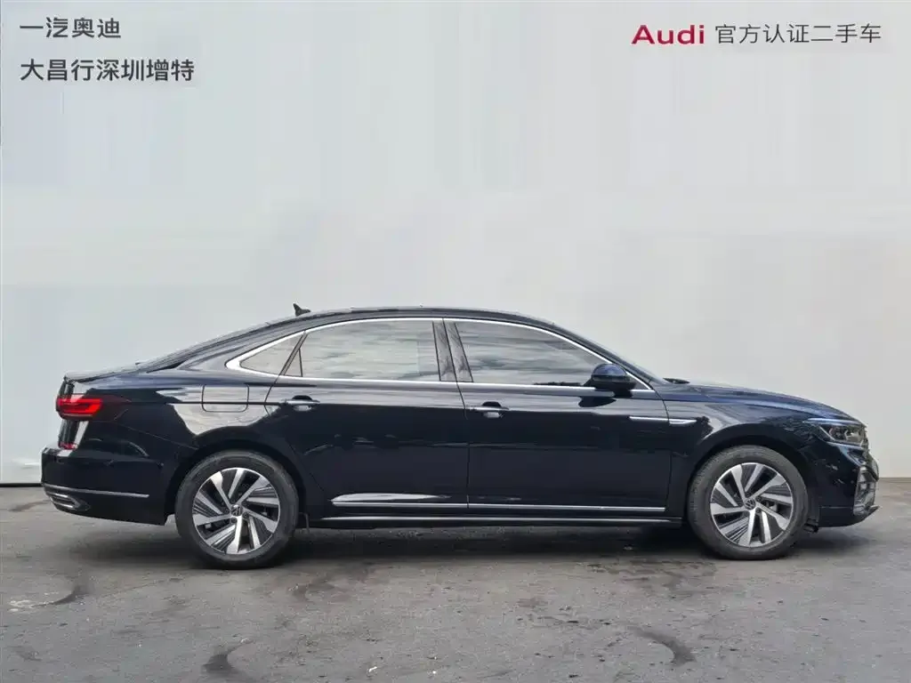 Volkswagen Passat New Energy — фото 4