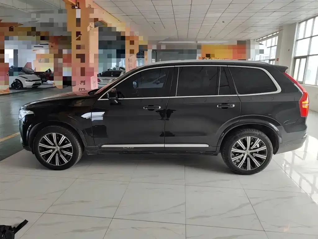 Volvo XC90 — фото 2
