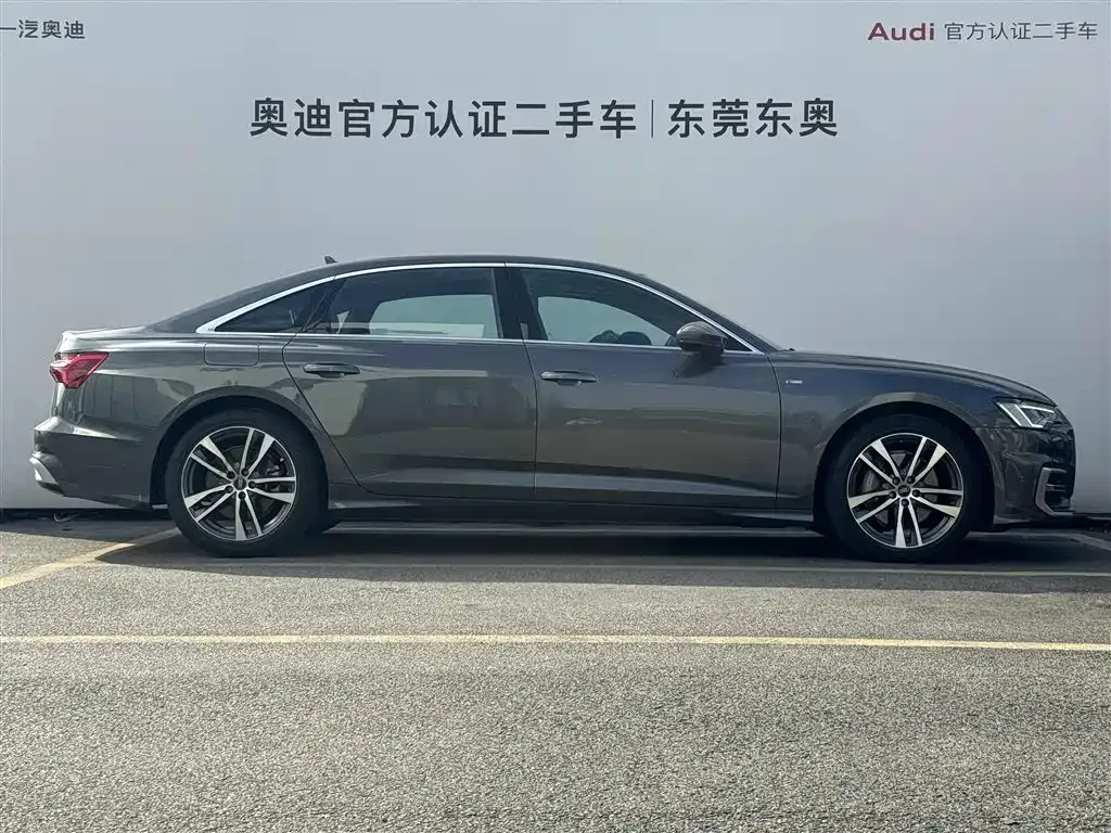 Audi A6L — фото 8