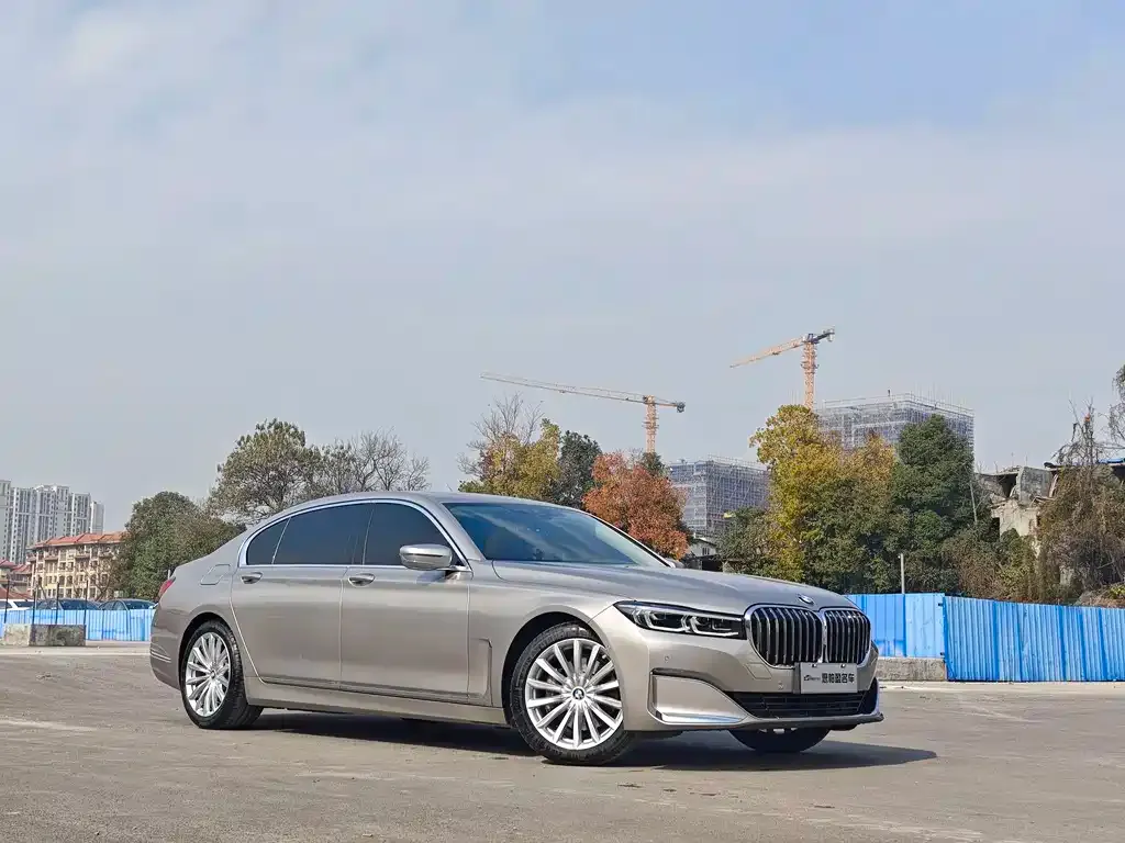BMW 7 Series — фото 3