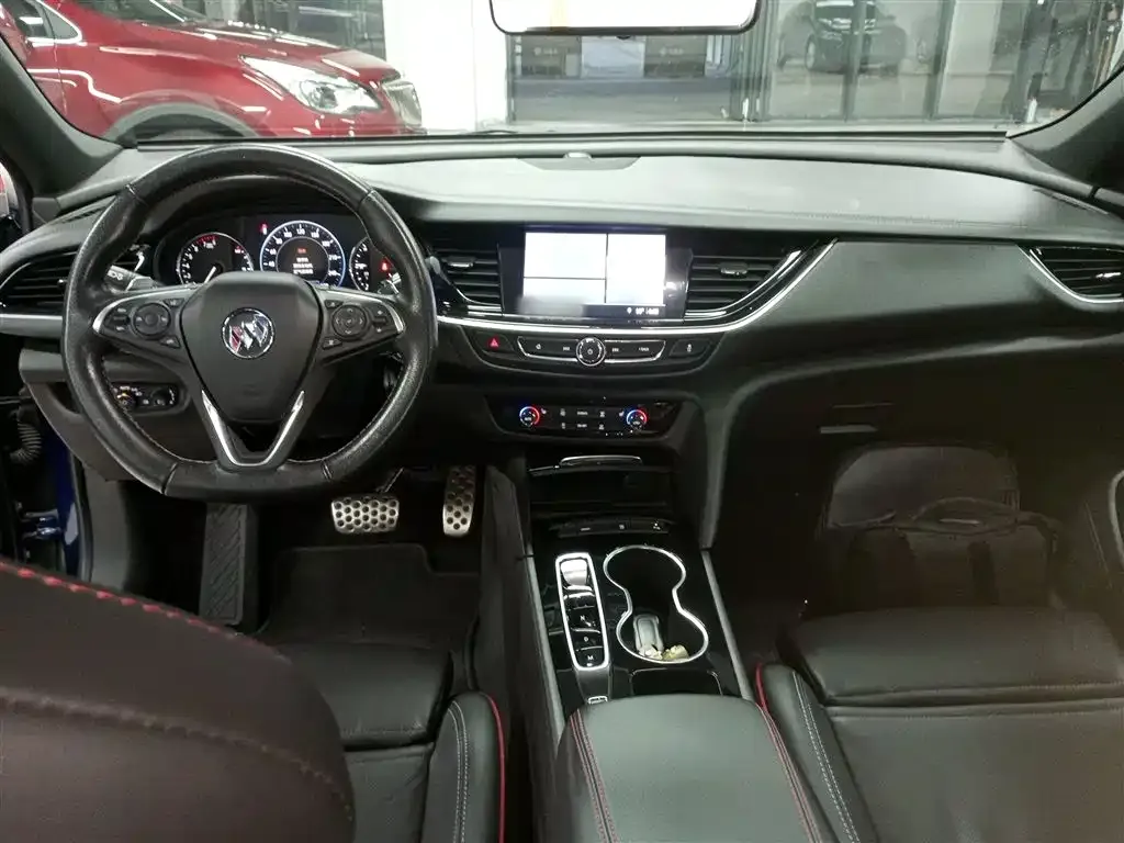 Buick Regal — фото 10