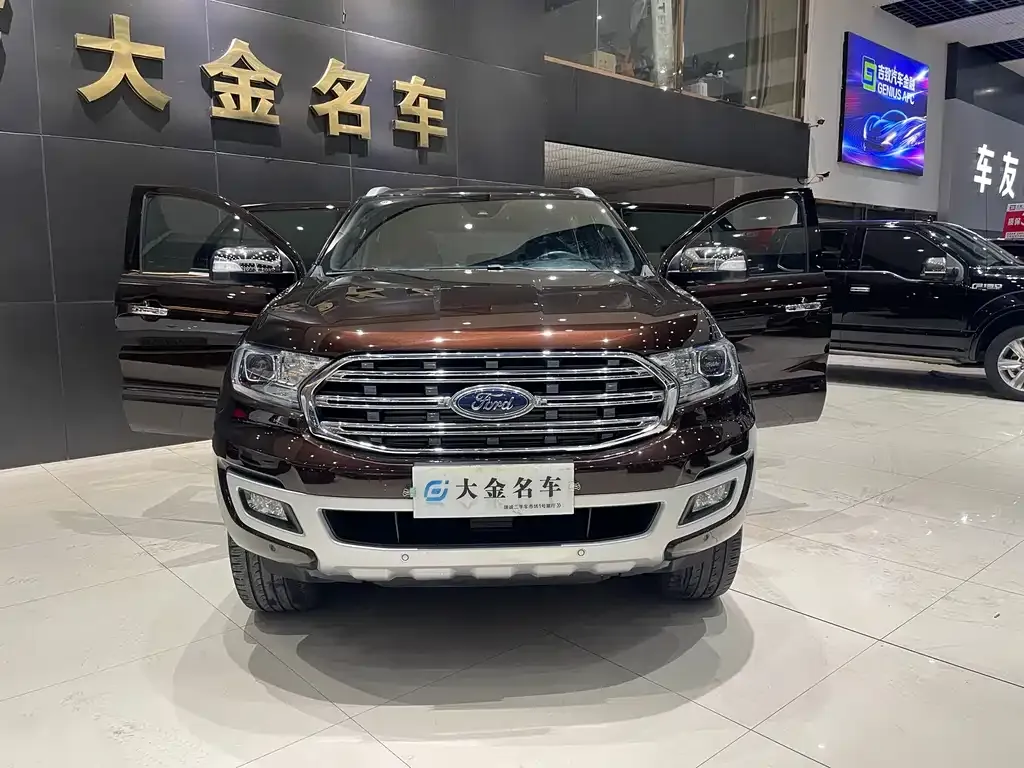 Ford Everest — фото 7