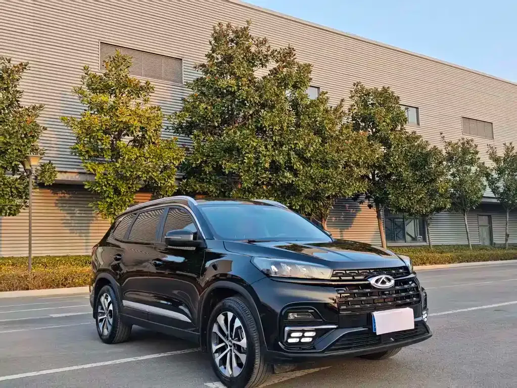 Chery Tiggo 8 — фото 7