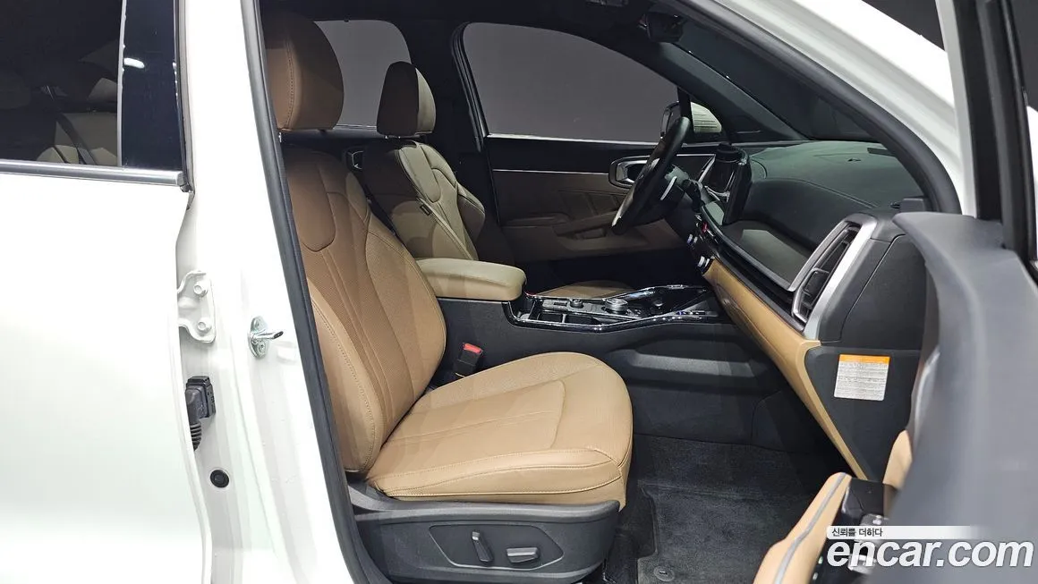 Kia Sorento — фото 7