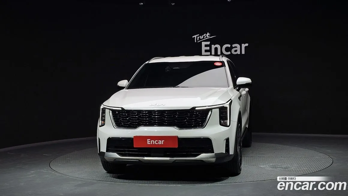 Kia Sorento — фото 6
