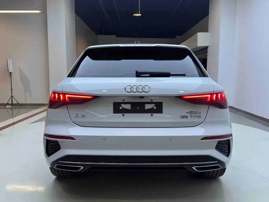 Audi A3 — фото 9