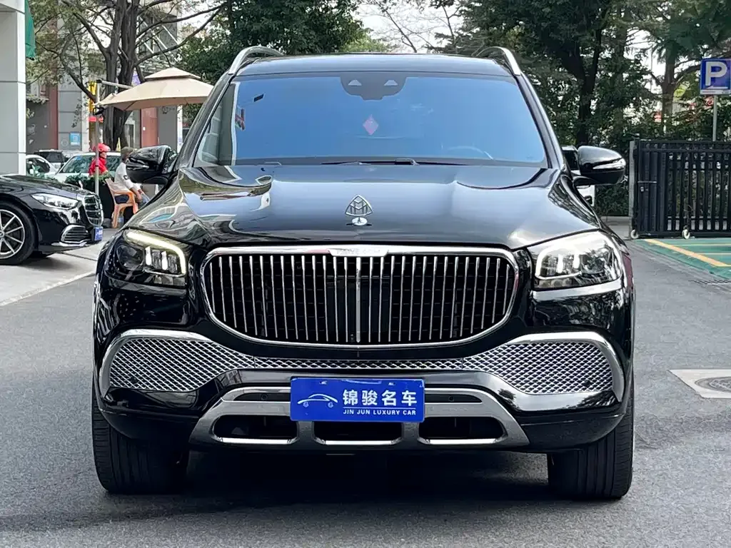 Mercedes-Benz GLS — фото 9