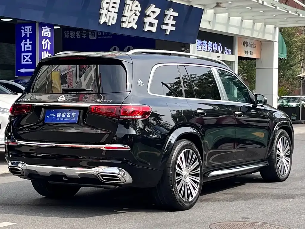 Mercedes-Benz GLS — фото 7