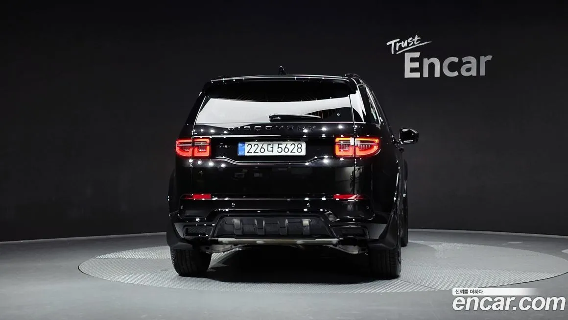 Land Rover Discovery Sport — фото 2