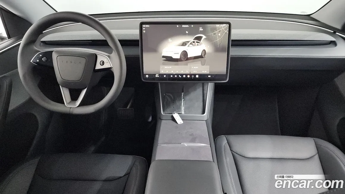 Tesla Model Y — фото 8