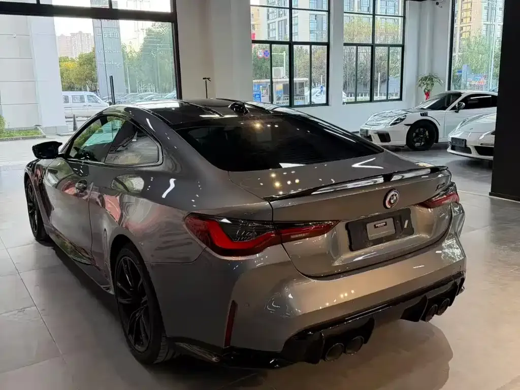 BMW M4 — фото 2