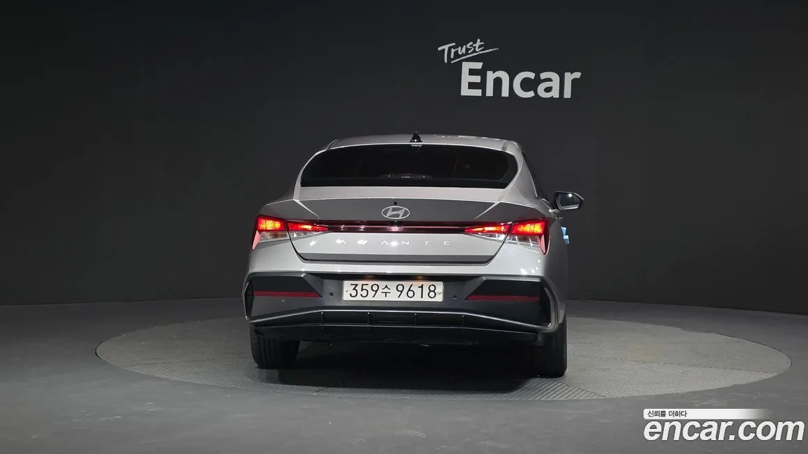 Hyundai AVANTE — фото 4