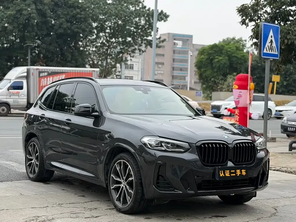 BMW X3 — фото 9
